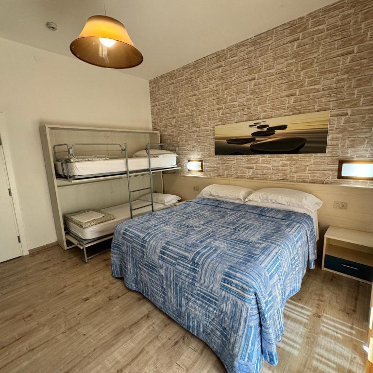 Regina Urban Beach Hotel - Chambre Familiale avec Balcon - 6
