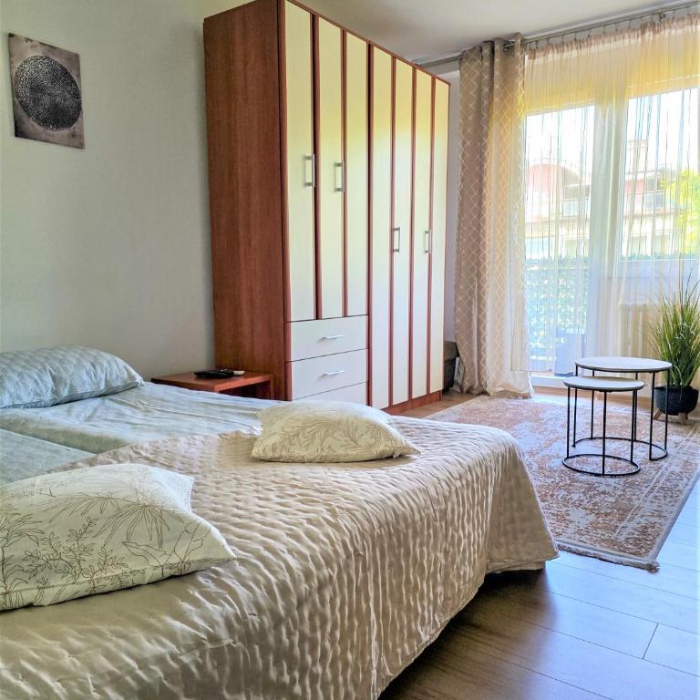 Cozy Urban Nest - One-Bedroom Apartment - 5