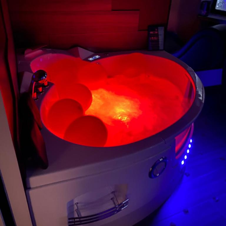 Redroom Spa privatif & nuit romantique à deux - Appartement 1 Chambre - 6