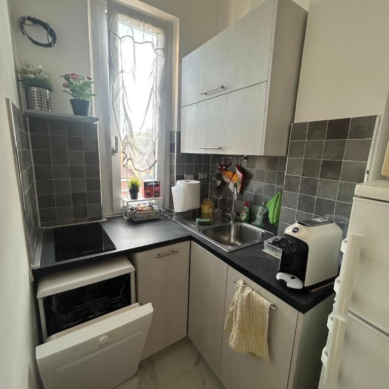 Tourist Apartment in Turin - Appartamento con 2 Camere da Letto - 9