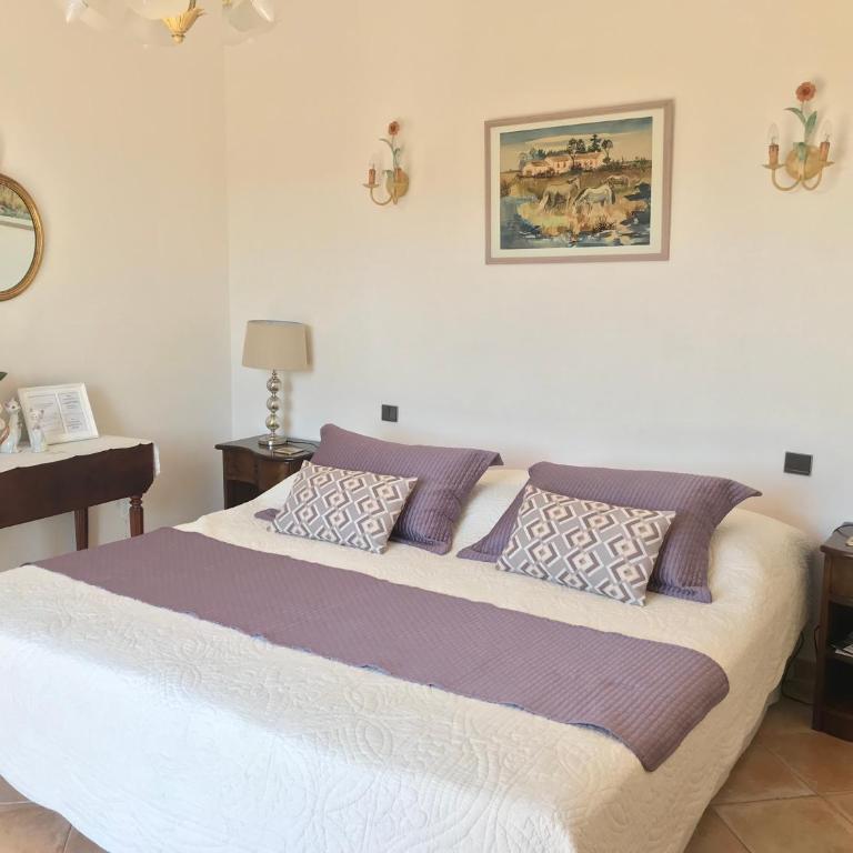 Bastide Rose de Mai - Chambre Double avec Terrasse - 2
