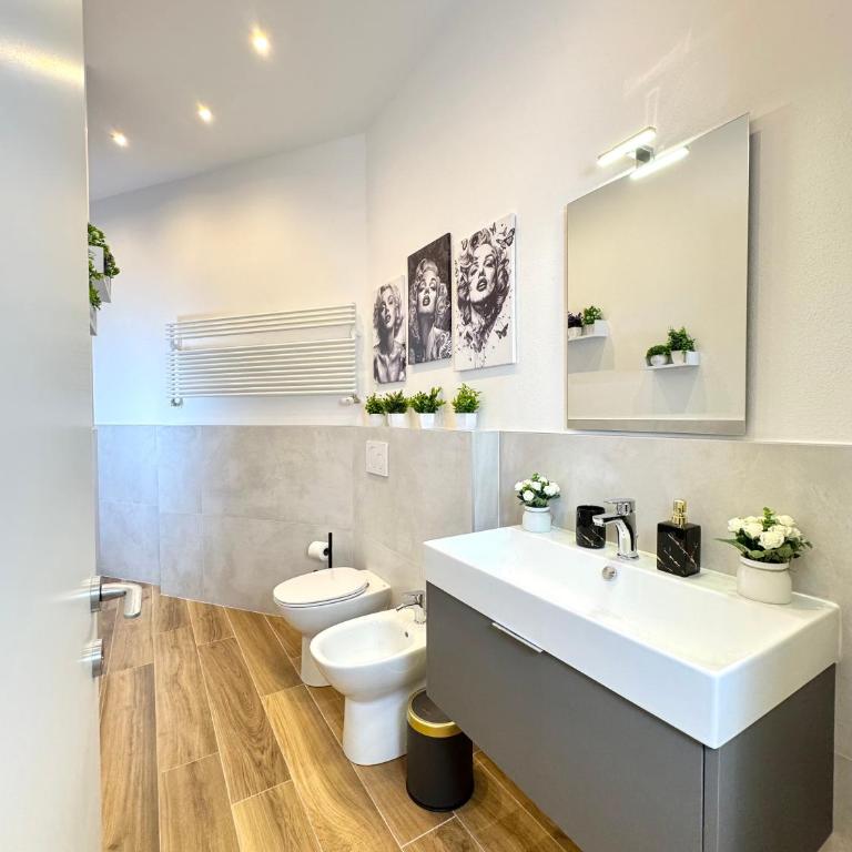 ROYAL HOUSE - Parcheggio gratuito e Wi-Fi - Appartamento con 2 Camere da Letto - 21