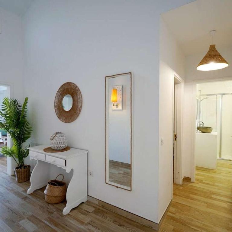 VIBESOL Apartments - Apartamento de 2 dormitorios con terraza - 1