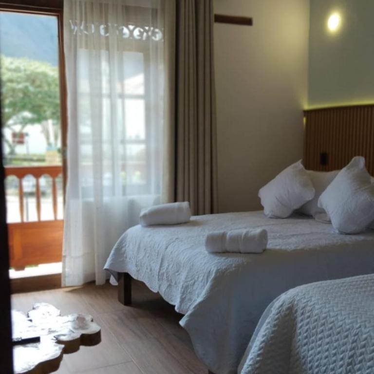 Hotel Boutique Cenit - Habitación Triple con balcón - 4