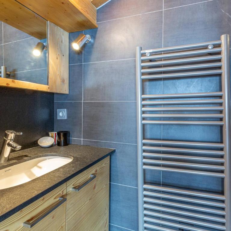 Appartement lumineux et spacieux à Val-d'Isère avec cheminée et prestations de luxe - FR-1-694-82 - Apartment - 15