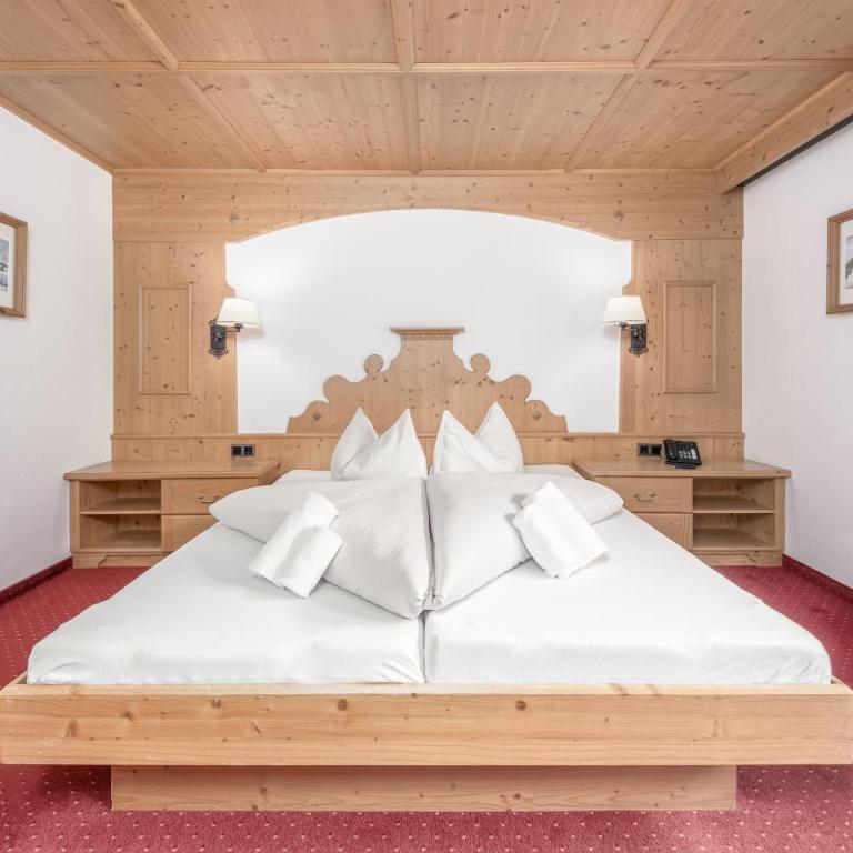 Alpenhotel Tirolerhof Gerlos - Doppelzimmer mit Balkon - 7