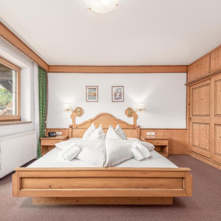 Alpenhotel Tirolerhof Gerlos - Doppelzimmer mit Balkon - 3