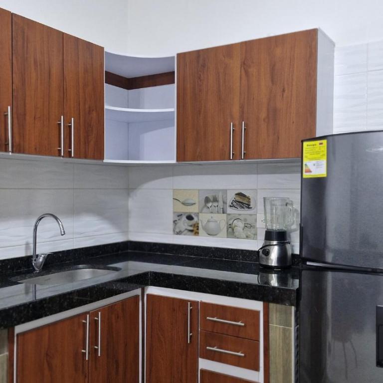 Beautiful and comfortable apartment, 3 rooms, 5 beds - Apartamento Estándar de 3 dormitorios - 15