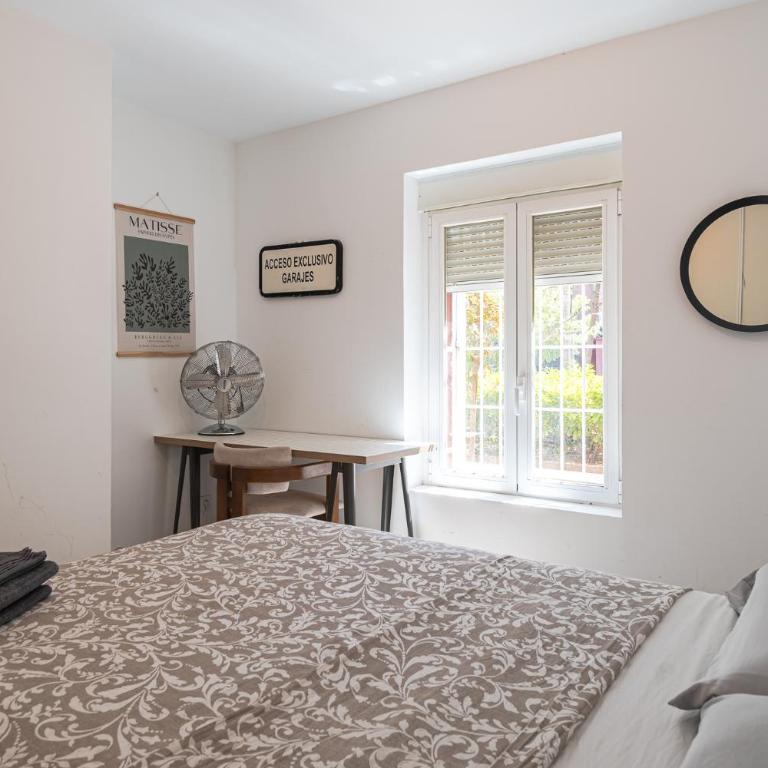 Tu casa en Madrid - Two-Bedroom Apartment - 10