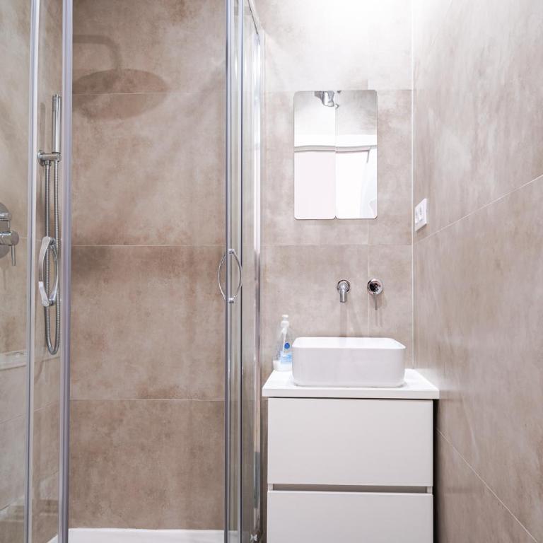 Tu casa en Madrid - Two-Bedroom Apartment - 21
