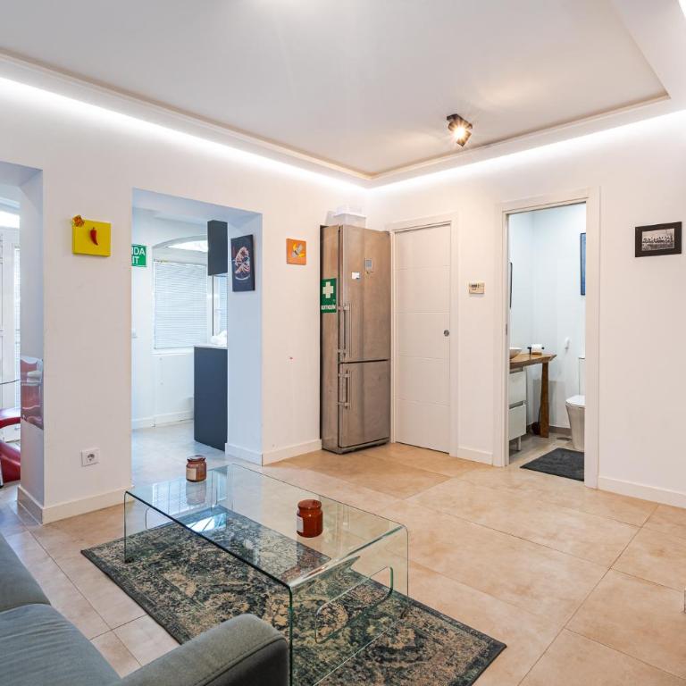 Tu casa en Madrid - Two-Bedroom Apartment - 19