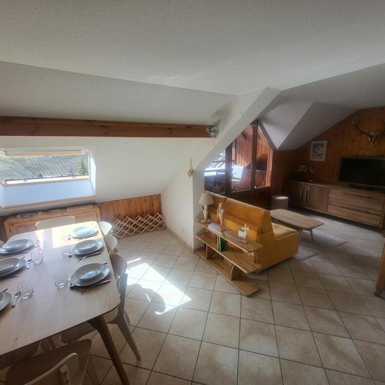 Duplex 3 pièces 6 pers sous les toits avec balcon et garage - Montgenèvre - FR-1-266-163 - Apartamento (6 adultos) - 10