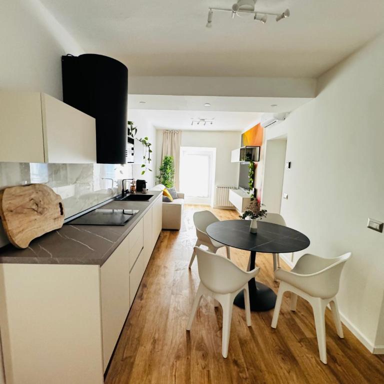 SaraEco Apartment - Appartamento con 2 Camere da Letto - 1
