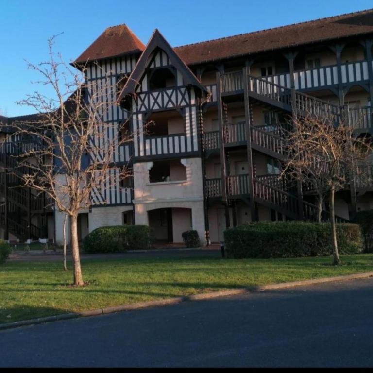 Appartement Deauville avec piscine - Résidence du Golf - Appartement 1 Chambre - 10