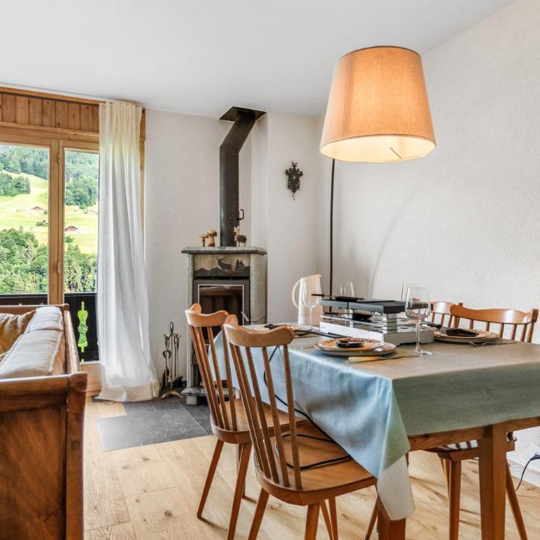 Val d'Illiez, 6 pers - balcon et vue - parking - Apartment mit 2 Schlafzimmern - 6