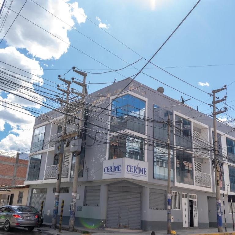 Amplio departamento 3 dorm-Centro Huaraz - Apartamento de 3 dormitorios - 1