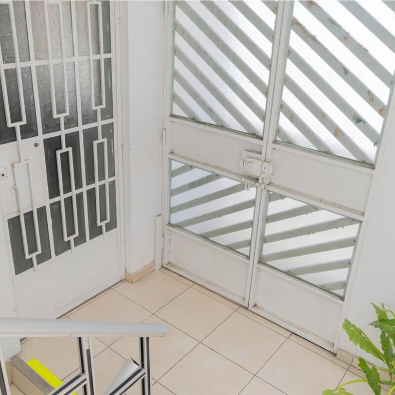 Amplio departamento 3 dorm-Centro Huaraz - Apartamento de 3 dormitorios - 22