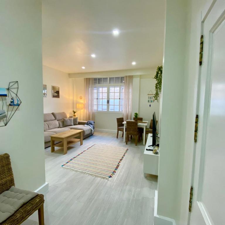 Sol Y Sombra - Two-Bedroom Apartment - 8