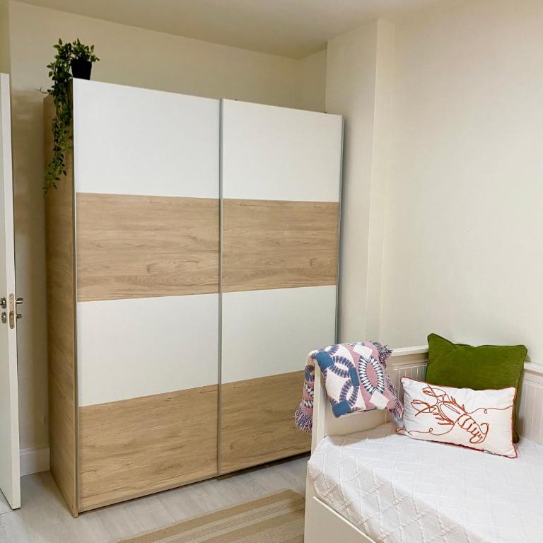 Sol Y Sombra - Two-Bedroom Apartment - 40