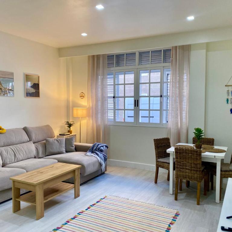 Sol Y Sombra - Two-Bedroom Apartment - 9