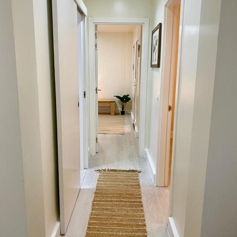 Sol Y Sombra - Two-Bedroom Apartment - 35
