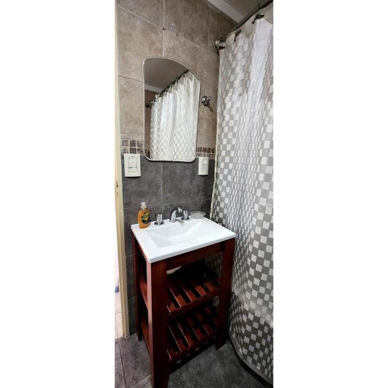 Luminoso Depto 2 amb Vélez & All Boys - One-Bedroom Apartment - 35