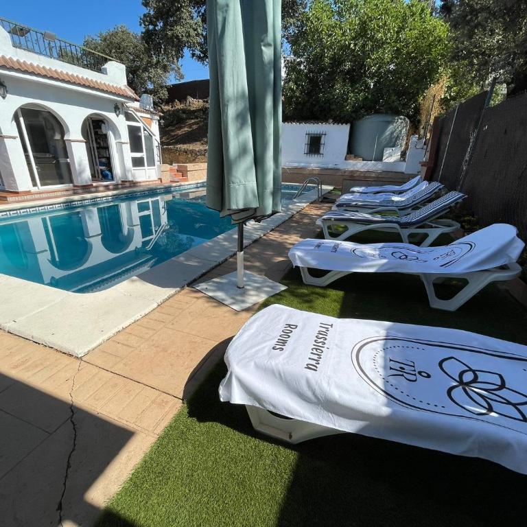 TrassierraRooms - Casa a 10 min de Córdoba 3 habitaciones piscina compartida - Casa de 3 dormitorios - 4