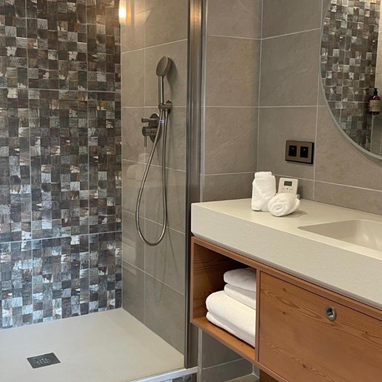 Auberge d'Aillon et d'Ailleurs - Chambre Double ou Lits Jumeaux Supérieure - 1