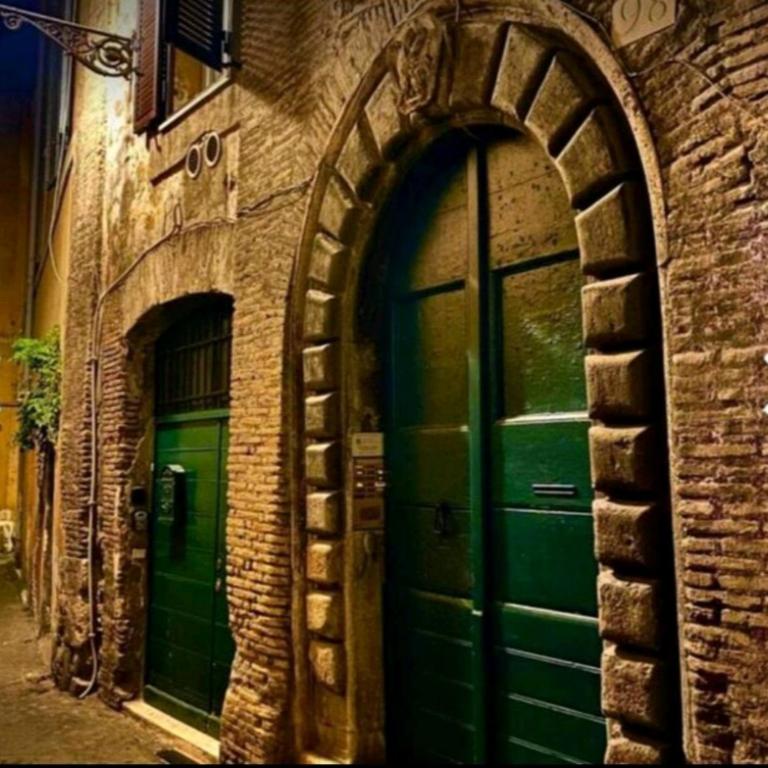 Arco acetari-Il medio evo nel cuore di roma - Appartamento con 1 Camera da Letto - 12
