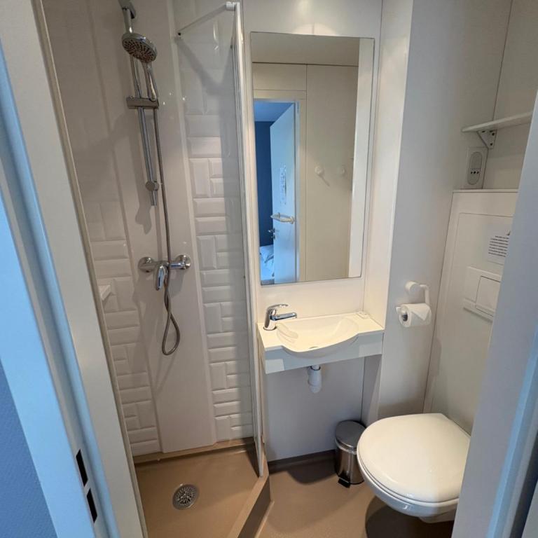Hôtel Le Bellevue - Chambre Double Économique - 4