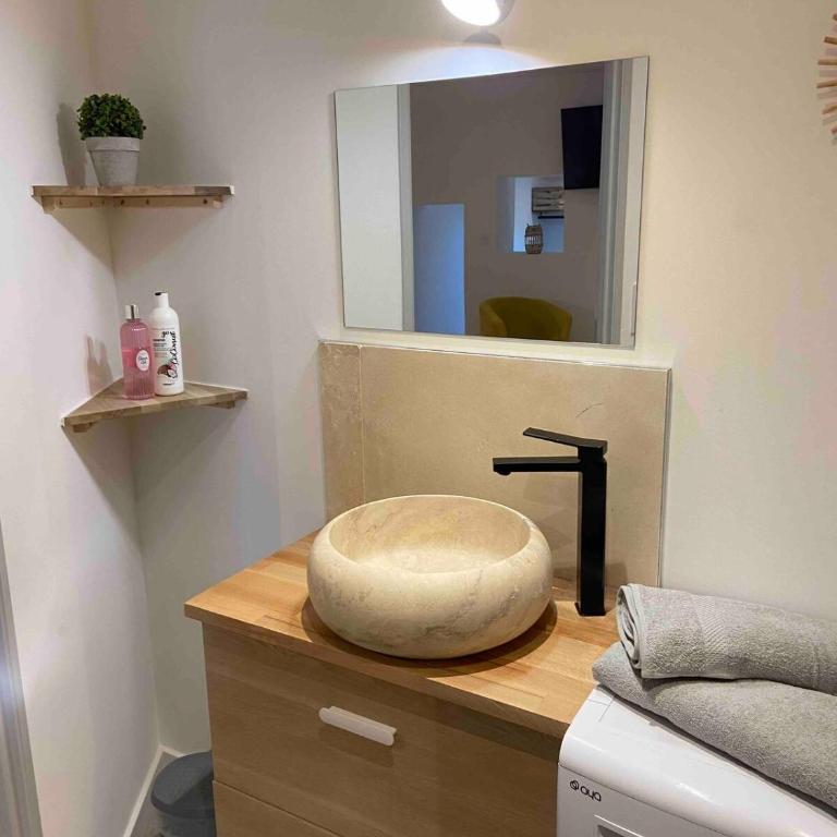 Cosy T2 avec Terrasse Hyper Centre - Appartement 1 Chambre - 11