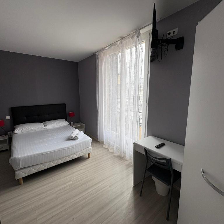 Hôtel Le Bellevue - Chambre Quadruple Standard - 6