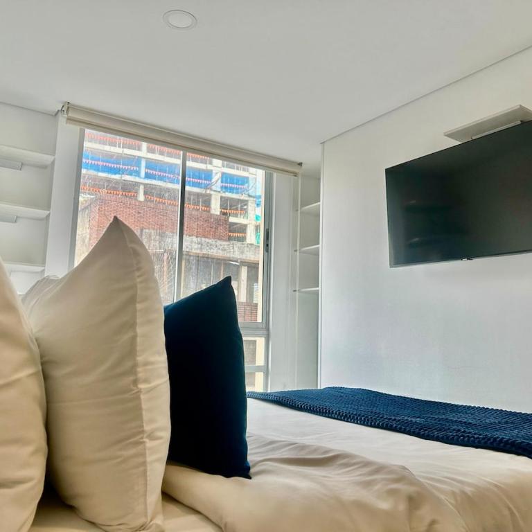 Loft amplio con estilo Ejecutivo - 829 - One-Bedroom Apartment - 3