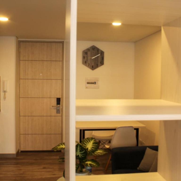 Loft amplio con estilo Ejecutivo - 829 - One-Bedroom Apartment - 9