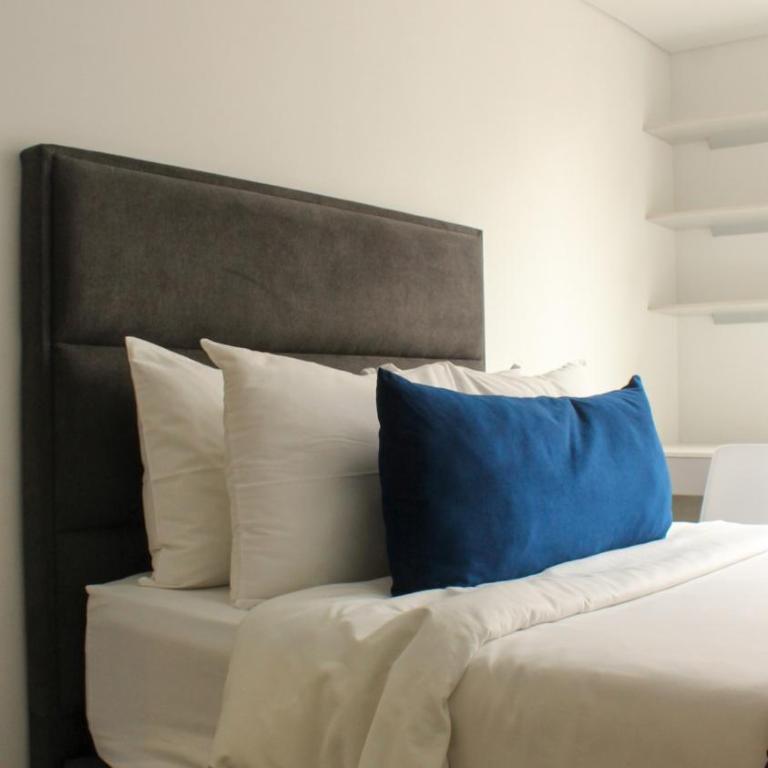 Loft amplio con estilo Ejecutivo - 829 - One-Bedroom Apartment - 19