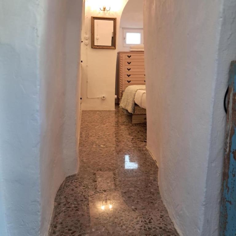 Trullo Sotto Le Stelle, with private pool & garden - One-Bedroom House - 15