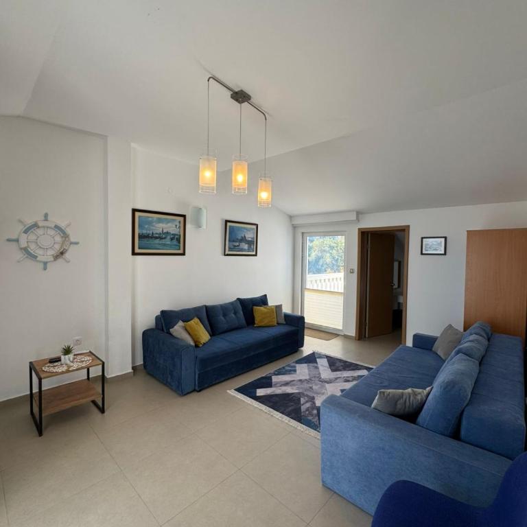 Apartments Villa Marija - One-Bedroom Apartment with Balcony and Sea View - 1