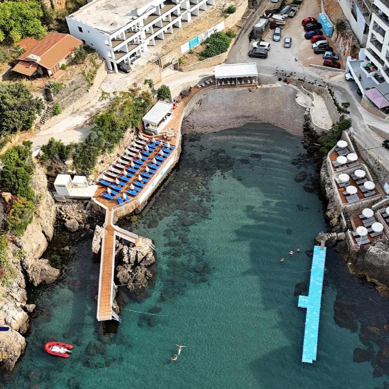 HOTEL MEDITERRANEO LIMAN free private beach for hotel guest - Suite with Sea View - 3