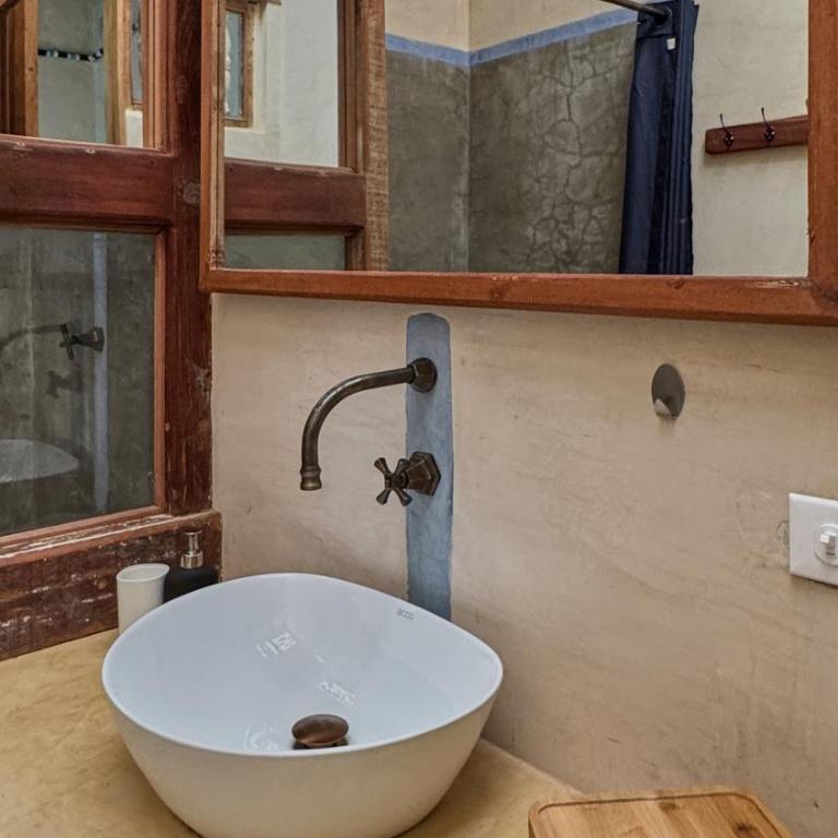 Casa del Tunel Lodge in Getsemani - Double or Twin Room with Balcony - 3