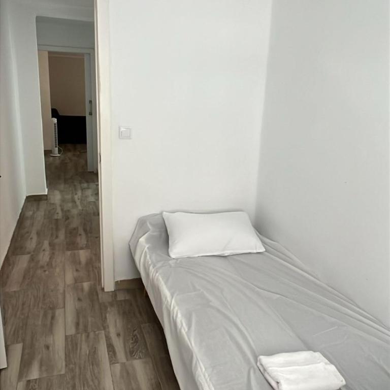 Apartamento acogedor playa Cullera - Three-Bedroom Apartment - 5