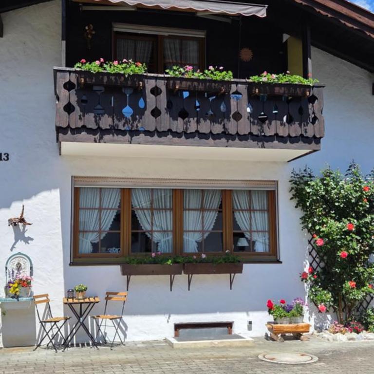 Ferienwohnung Gufler - Apartment mit Blick auf die Berge - 4