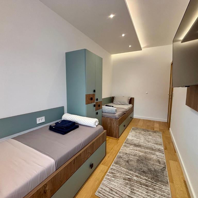 Mount Inn Desetka - Two-Bedroom Deluxe Apartment - 15