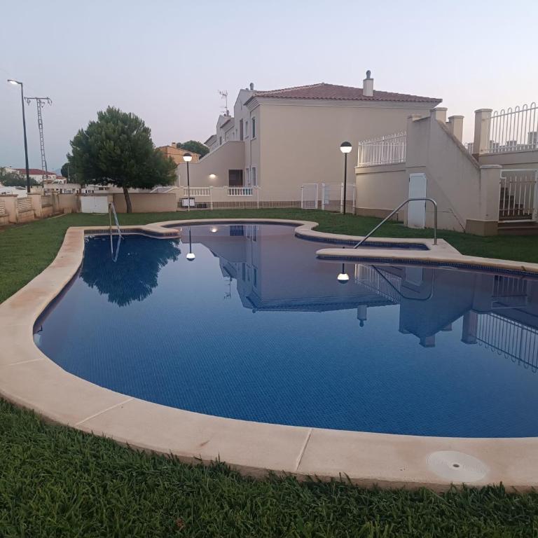 DENIA Playa Santa Ana Adosados - Cómodo apartamento con Piscina, Terraza y Parking, a 2 minutos de la playa - Apartamento de 2 dormitorios - 60