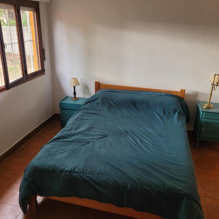 Casa con cochera y parrilla a 6 cuadras del mar Ideal familias - Casa de 3 dormitorios - 7