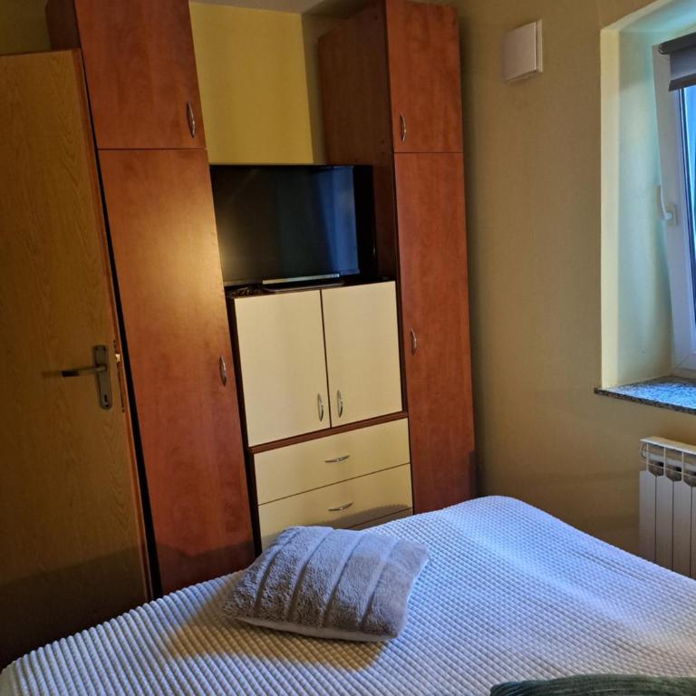 Room in the Zara apartment-Centre of the city - Dvokrevetna Soba sa Bračnim Krevetom - 2