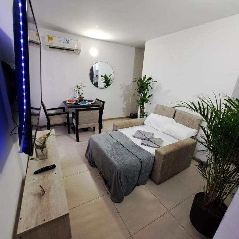 Apto con vista al mar y cerca a todo en Cartagena - Three-Bedroom Apartment - 12