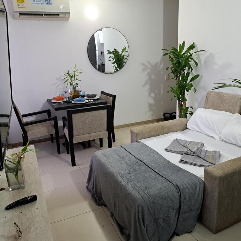 Apto con vista al mar y cerca a todo en Cartagena - Three-Bedroom Apartment - 36