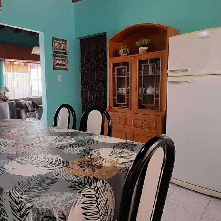 Bienvenidos - Two-Bedroom Apartment - 8