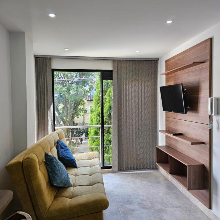 Medellín te Espera Modern & Central Apartment for Travelers - One-Bedroom Apartment - 2