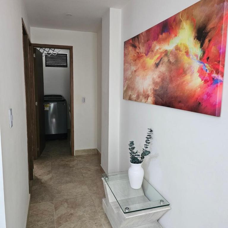 Medellín te Espera Modern & Central Apartment for Travelers - One-Bedroom Apartment - 13